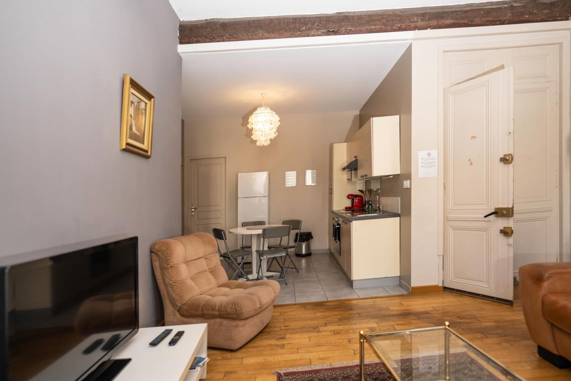 "Air D'Antan"-Meuble De Tourisme 3 Etoiles -Residence "Les Logis De Beziers"-Garage Optionnel-Coeur De Ville-Plages A 16Km ! 외부 사진